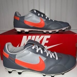 NEW!! Nike Premier 3 FG Soccer Cleats - Men’s 7 / Woman’s 8.5 (NO BOX)